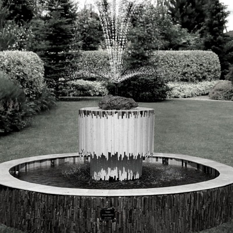 Фонтан из мрамора 1