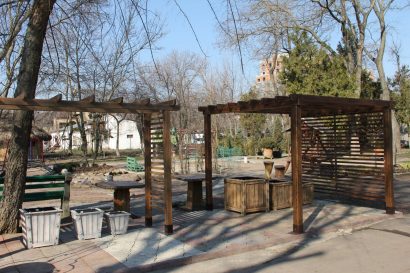 перголы и вазоны